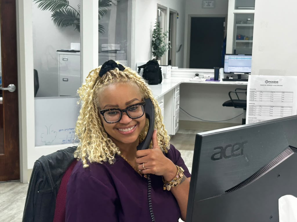 Equipo de recepción en Pickens Decatur